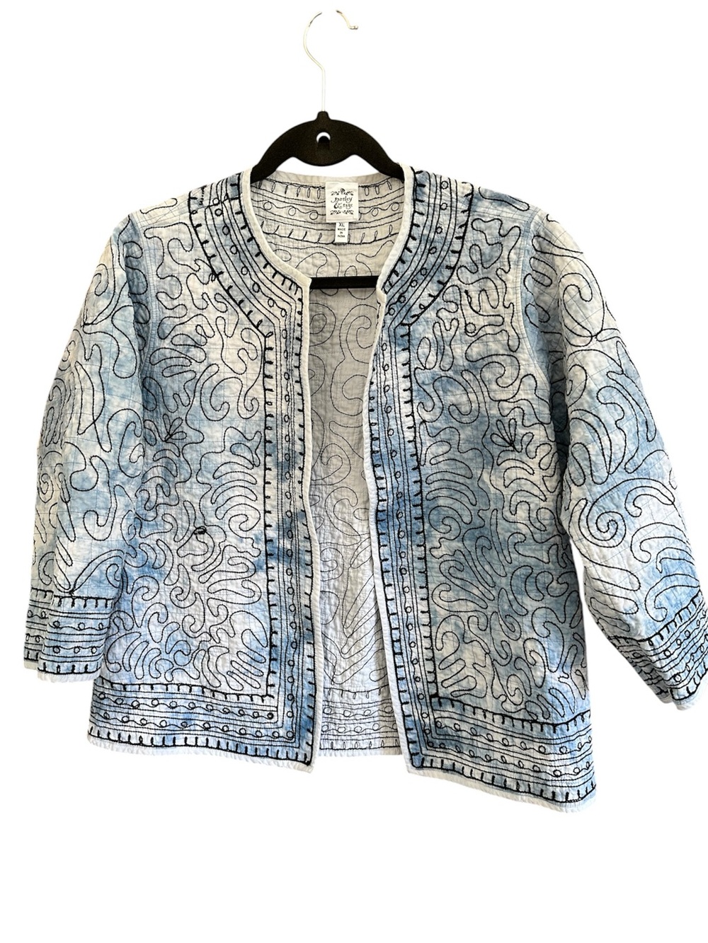 Parsley and Sage size XL 
Embroidered Blue & White Open Front Jacket